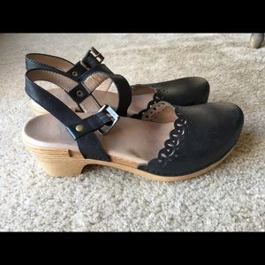 Dansko Marta Mary Janes w/scalloped edges